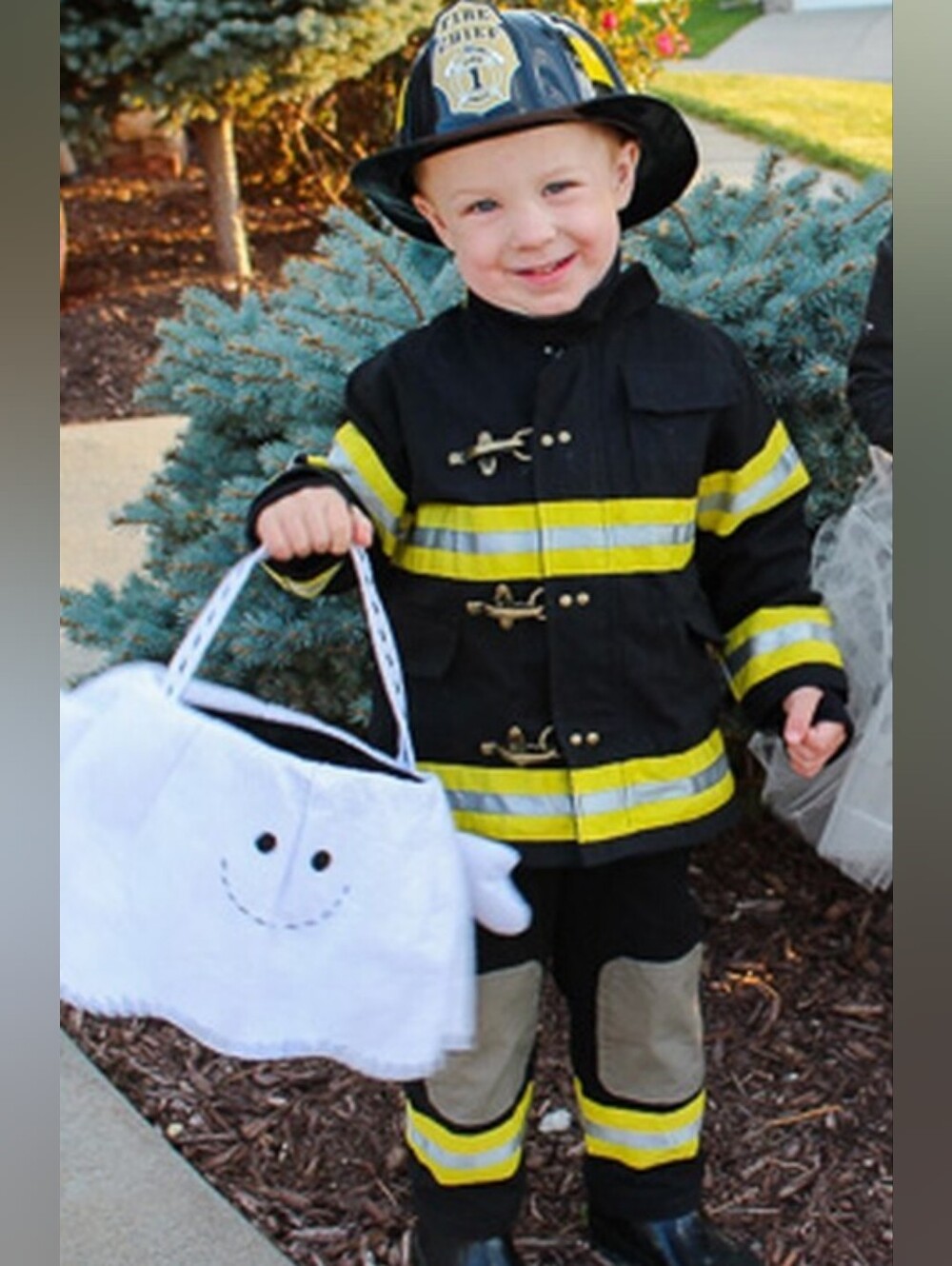 Pottery Barn Kids Firefighter Costume Set 3T Black Yellow Halloween Dress Up